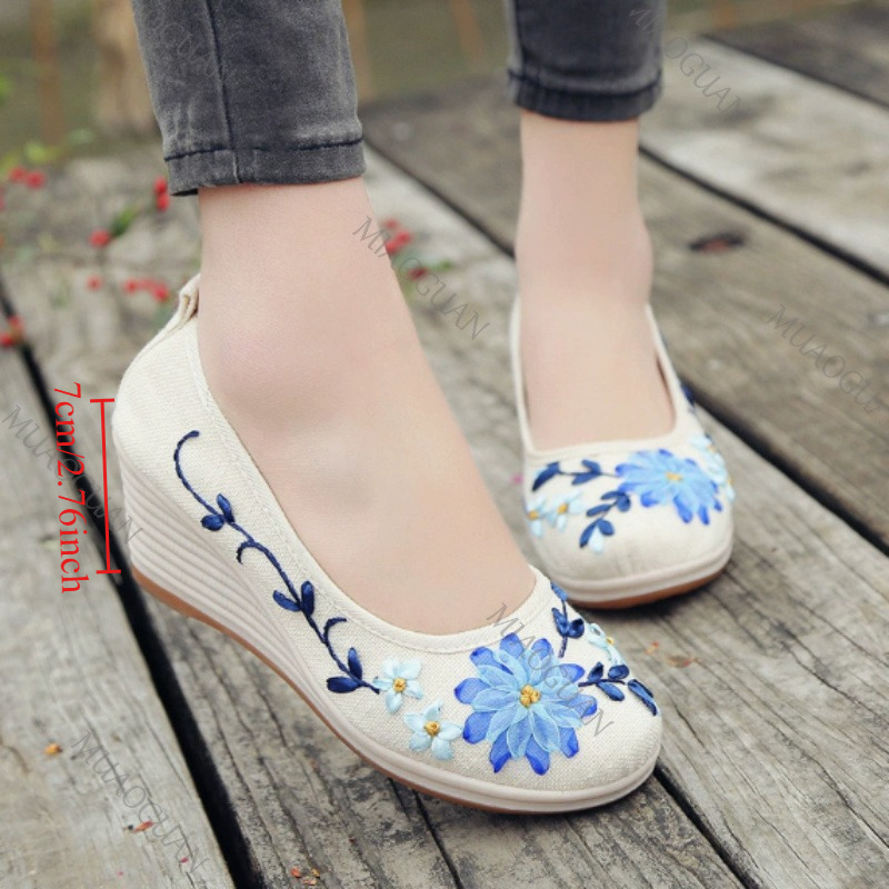 Ethnic Fashion Women - Haftowane damskie wygodne buty na koturnie