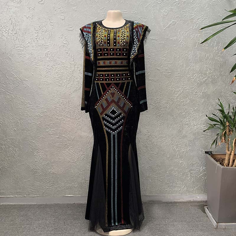 Elegancka damska sukienka Bazi – Ethnic Fashion House recenzja i cena