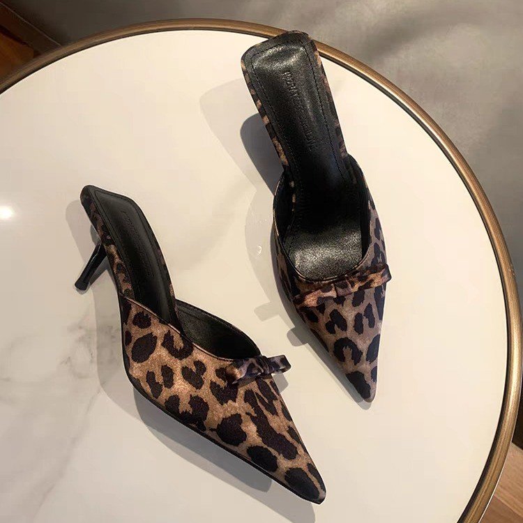 Damskie szpiczaste klapki na w – Ethnic Fashion Women recenzja i cena
