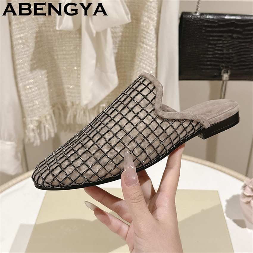 Błyszczące, koronkowe, siatecz – Ethnic Fashion Women recenzja i cena