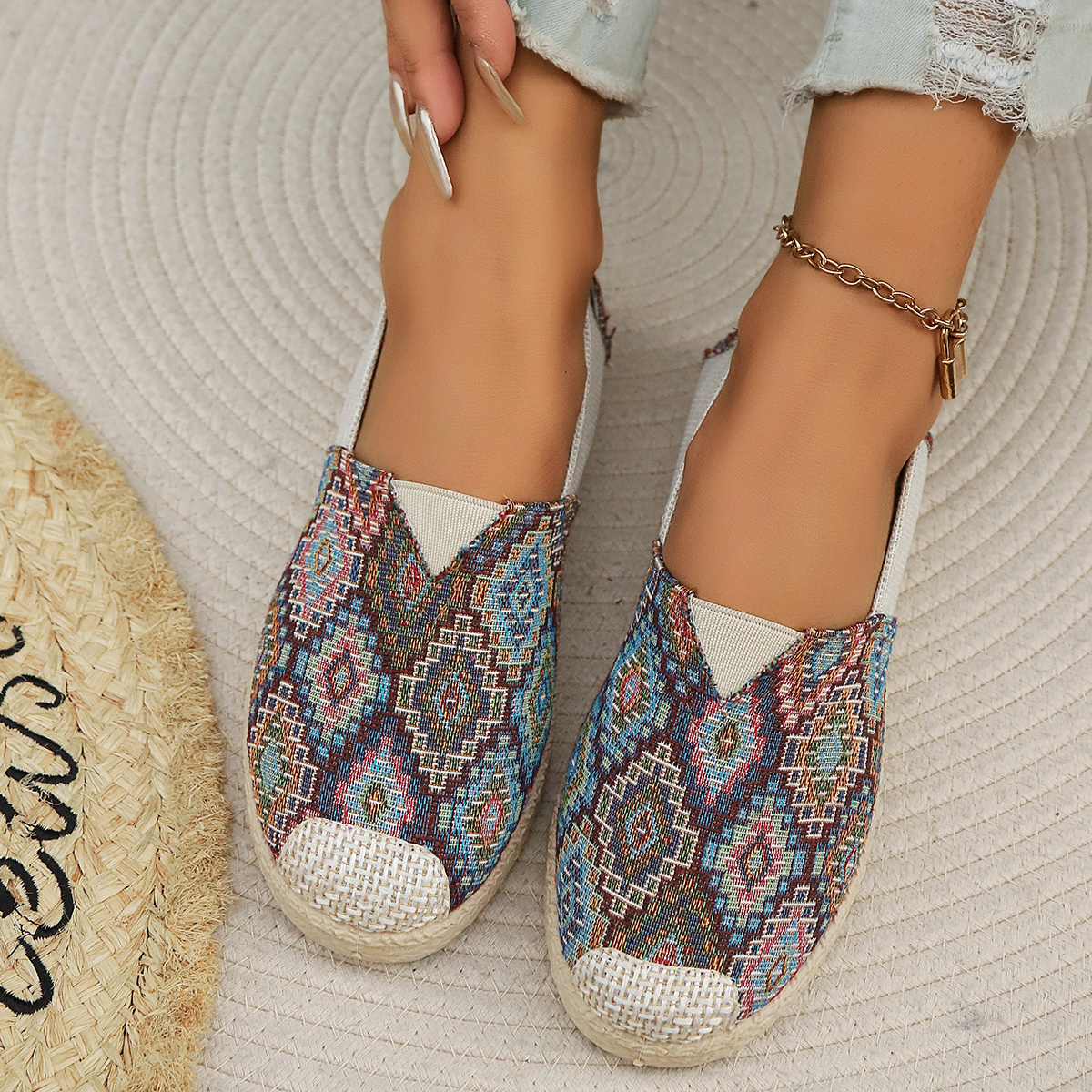 Wiosenne i jesienne modne buty – Ethnic Fashion Designer recenzja i cena