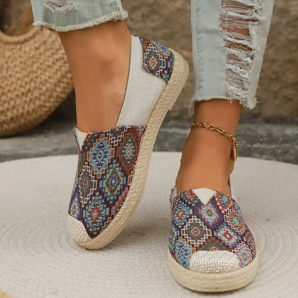 Wiosenne i jesienne modne buty – Ethnic Fashion Designer recenzja i cena
