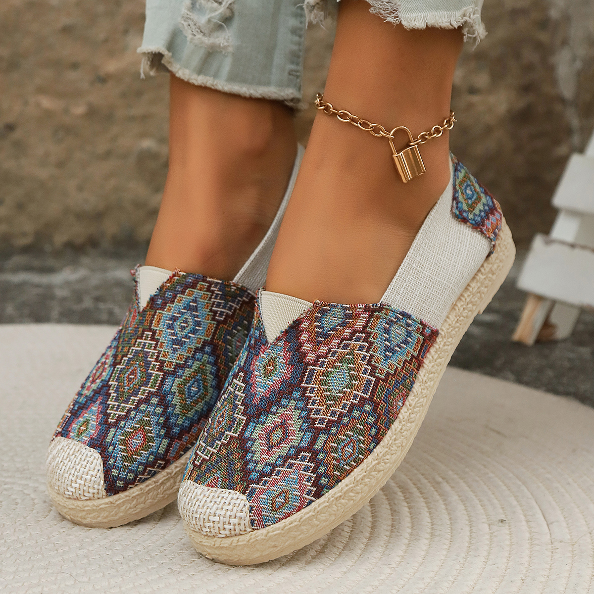 Wiosenne i jesienne modne buty – Ethnic Fashion Designer recenzja i cena